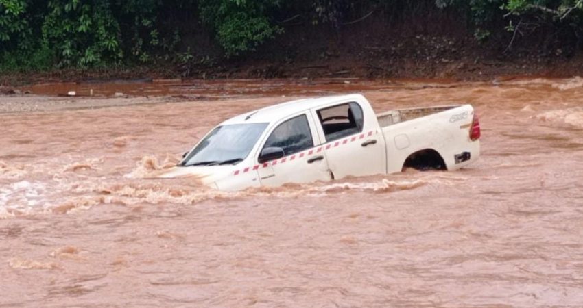 Surveyor IUP PT Toshida Kolaka Hanyut Terseret Arus Sungai