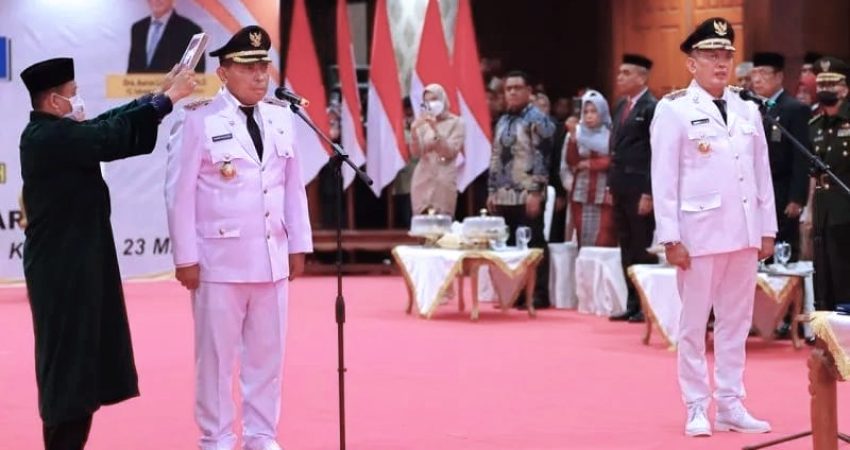 Gubernur Sultra Resmi Lantik Pj Bupati Buteng dan Wali Kota Baubau