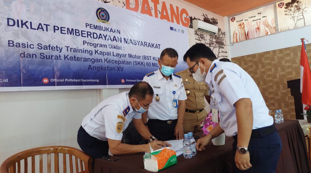 81 Putra Putri Kolaka Ikut Diklat Pemberdayaan Masyarakat BST KLM Politeknik Pelayaran Barombong