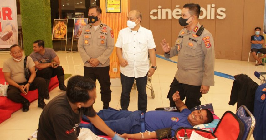 Jelang HUT Bhayangkara ke-76, Polres Baubau Gelar Donor Darah