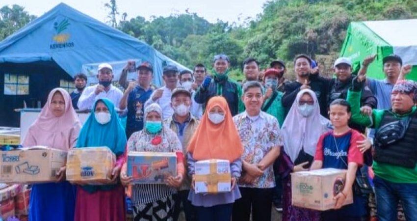 Warga Terdampak Kebakaran di Puuwatu Kembali dapat Bantuan dari Pemkot Kendari