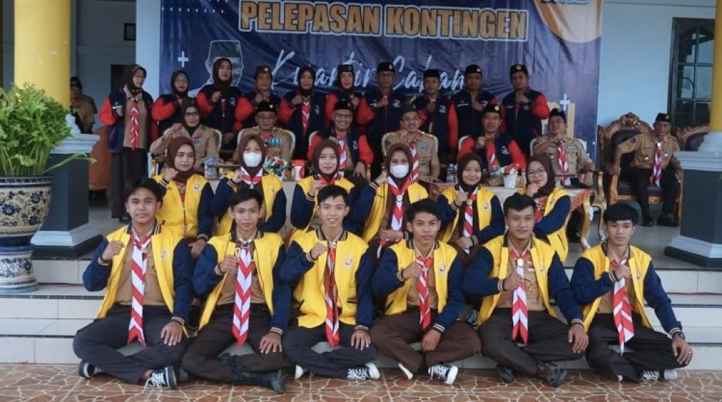 Lepas Kontingen Jambore Daerah, Wali Kota Harap Pramuka Harumkan Nama Kota Kendari