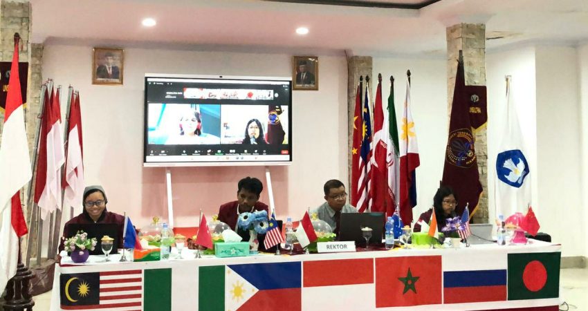 Gelar Kegiatan Berskala Internasional, BEM Unsultra Diapresiasi Rektor