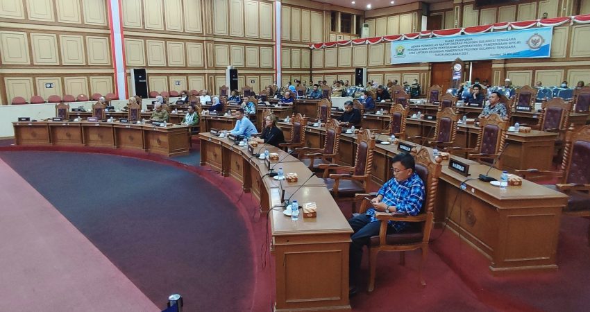 Gubernur Ali Mazi Sampaikan Pertanggungjawaban Anggaran Tahun 2021 di Paripurna DPRD