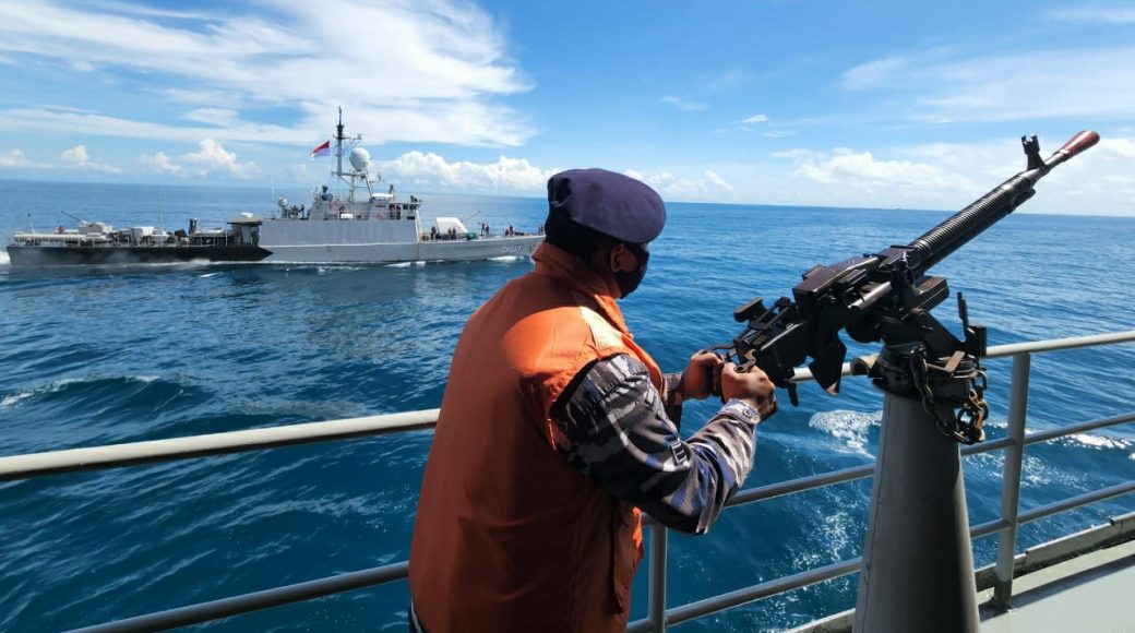 Dua KRI Jajaran Koarmada II Gelar Latihan Bersama