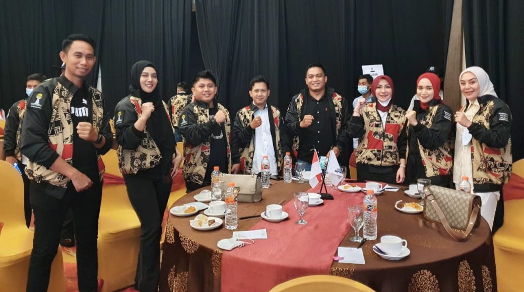 BPC HIPMI Kolaka Terpilih Jadi Duta Tenun Sultra Kategori Putri