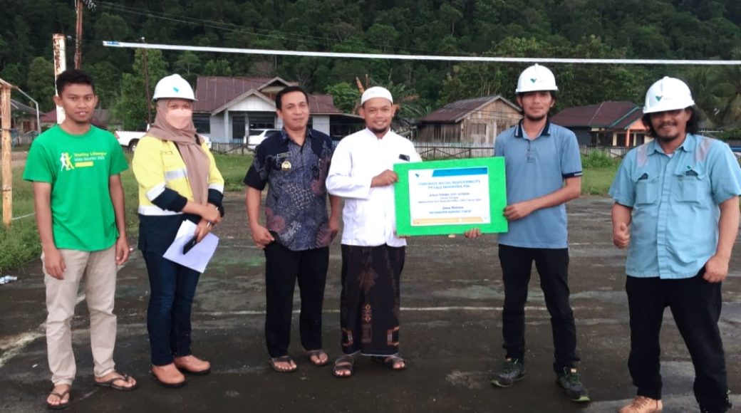 PT Vale Salurkan Sapi ke 26 Desa di Kolaka