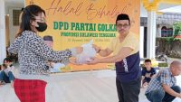 DPD I Golkar Sultra Bagikan Daging Qurban