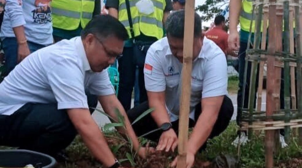 Wali Kota Kendari Apresiasi Bank Panin Tanam Pohon di Terminal Baruga
