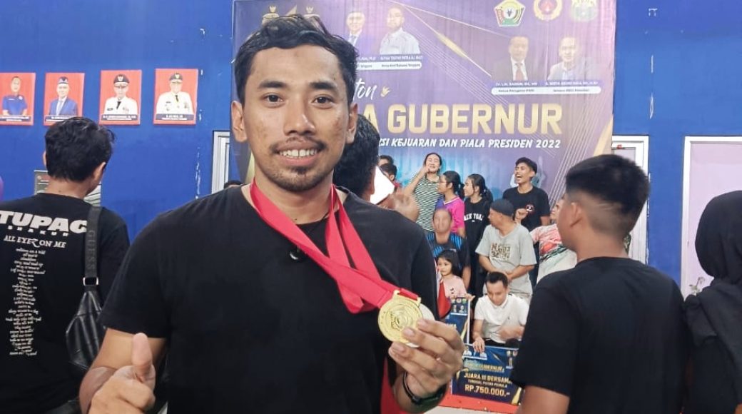 Yoga sidik Raih Juara Di BadMinton Gubernur Cup 2022