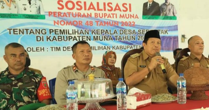 Hadiri Sosialisasi Pilkades di Wasolangka, Bupati Muna Tekankan Sinergitas dan Saling Menghargai
