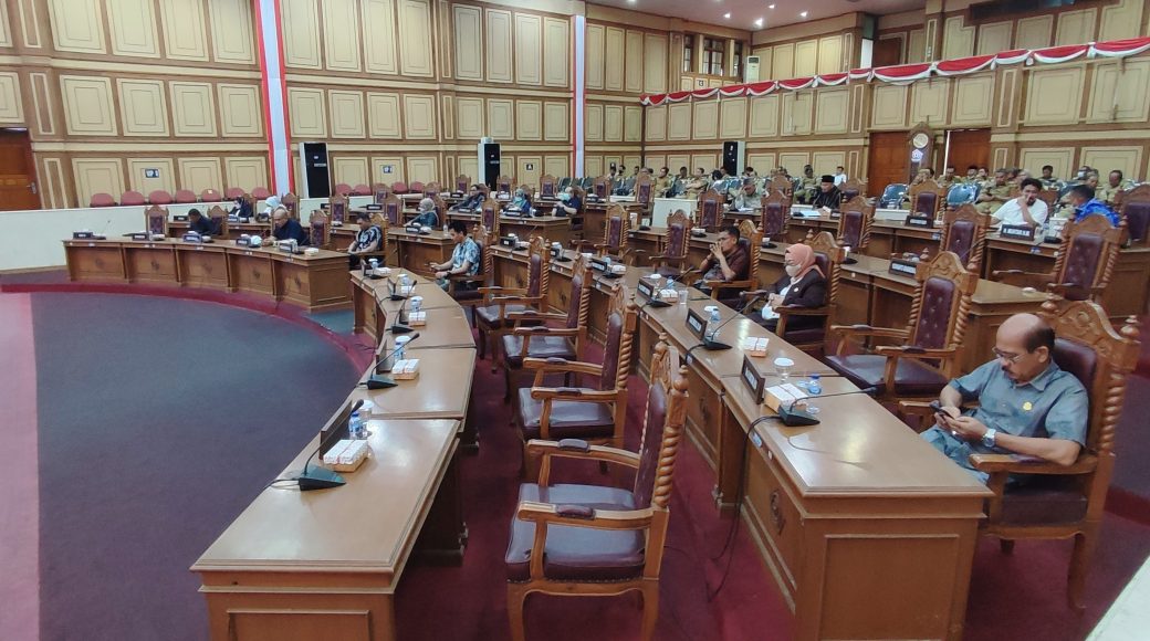 DPRD Setuju Raperda Penggabungan BPR Bahteramas jadi Perda