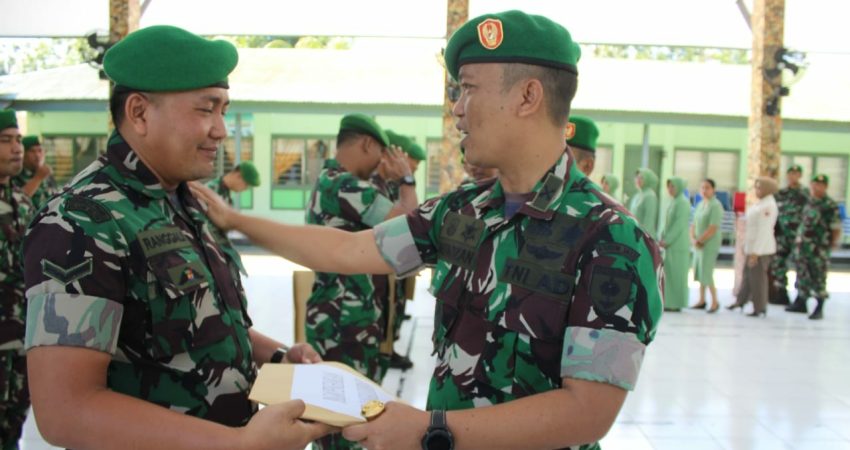 Dandim 1413/Buton Pimpin Acara Pelepasan Personel Pindah Satuan