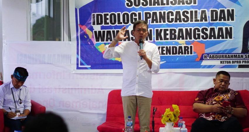 Ketua DPRD Sultra Sosialisasi Ideologi Pancasila dan Wawasan Kebangsaan di Kota Kendari