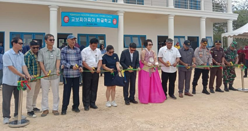 Pemkot Baubau Resmikan Sekolah Hangeul Kyobo Ciacia