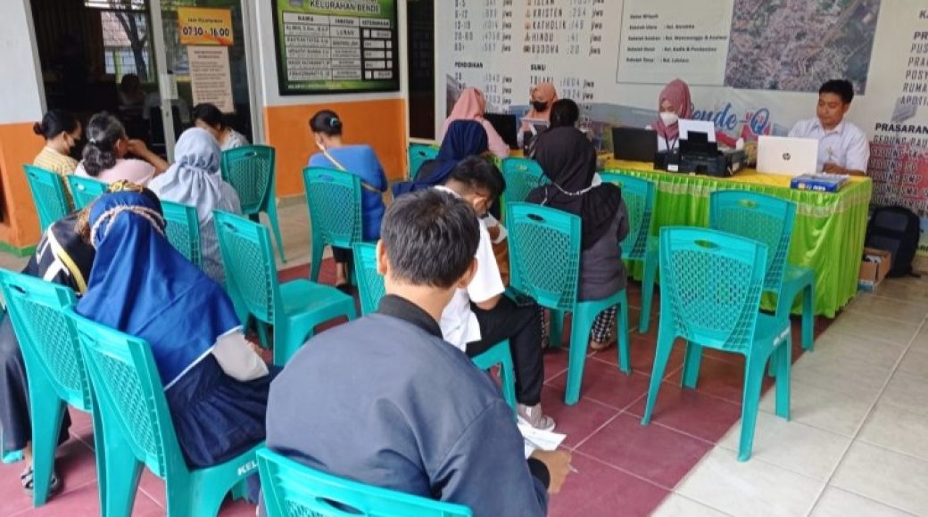 Mobil Dilan Bantu Usaha Kecil di Kota Kendari Bikin NIB