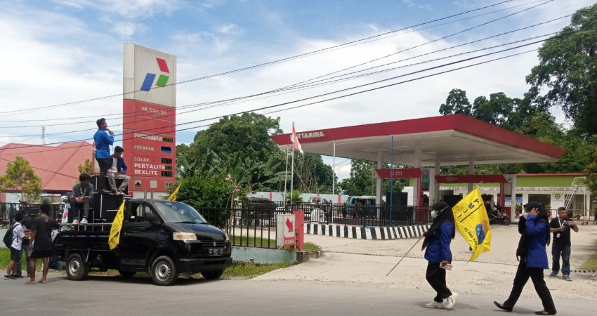 Pemerintah Tetapkan Kenaikan BBM, PMII Muna Unras di SPBU