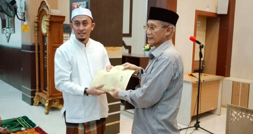 Lukman Abunawas Silahturahmi di Ponpes Darul Mukminim Baiturrahim Kolaka
