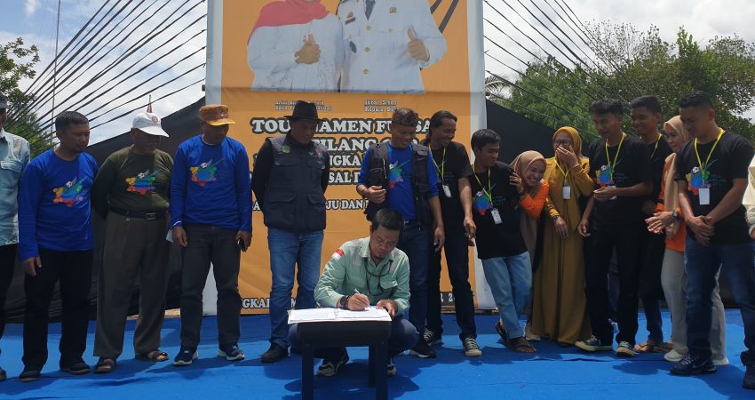 Dukung Masyarakat Pesisir Danau Towuti, PT Vale Hibahkan Lapangan Futsal dan Dukung Turnamen Bantilang Cup I