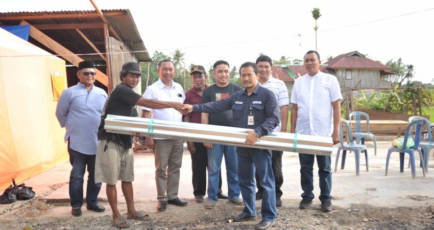 ANTAM Bantu Korban Puting Beliung di Desa Puubunga