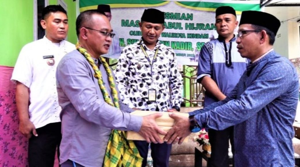 Wali Kota Kendari Ajak Masyarakat Tipulu Makmurkan Masjid
