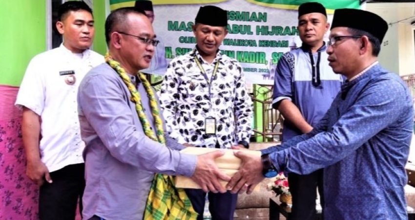 Wali Kota Kendari Ajak Masyarakat Tipulu Makmurkan Masjid
