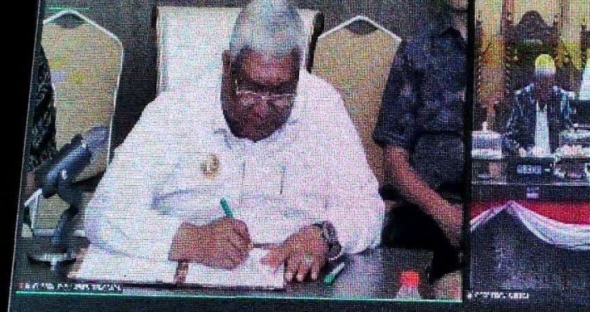 Gubernur Sulawesi Tenggara Hadiri Paripurna KUA PPAS Perubahan APBD 2022 Secara Virtual