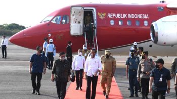 Berkunjung ke Baubau, Buton dan Busel, Jokowi Diberi Gelar, La Ode Joko Widodo Lakina Bhaawani Yi Nusantara