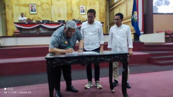 Gubernur Bersama DPRD Sultra Setujui Ranperda Perubahan APBD 2022