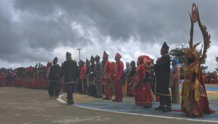 Festival Tangkeno X Resmi Dibuka. Bombana dipuji Kementrian Pariwisata