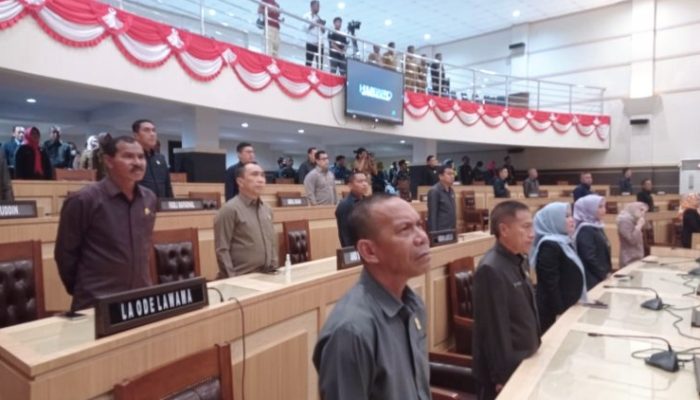 Pj Wali Kota Sampaikan Pidato Perdana di DPRD Kendari
