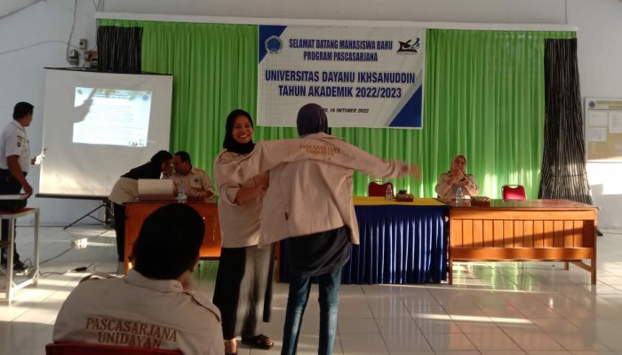 Puluhan Mahasiswa Pascasarjana Unidayan Tahun Akademik 2022-2023 Dikukuhkan