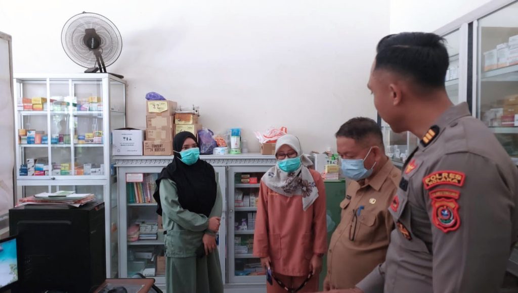 Dinkes Kolaka dan Polisi Sidak Penjualan Obat Sirup