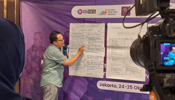 Merintis Pengajaran Cek Fakta ke Sekolah-Kampus untuk Tingkatkan Nalar Kritis Anak Muda