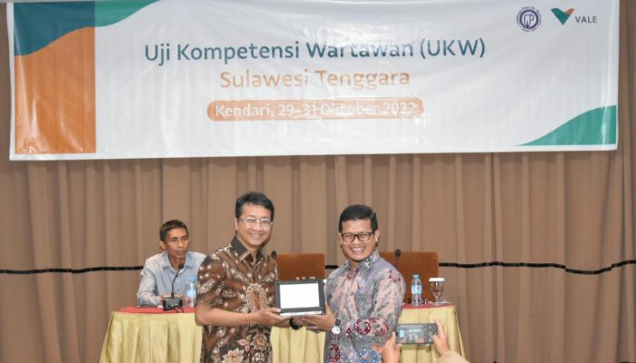PT Vale Dukung Peningkatan Kapasitas Wartawan Sultra melalui UKW