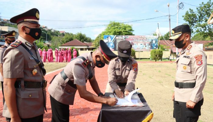 Sejumlah Perwira Polres Baubau Ikuti Sertijab