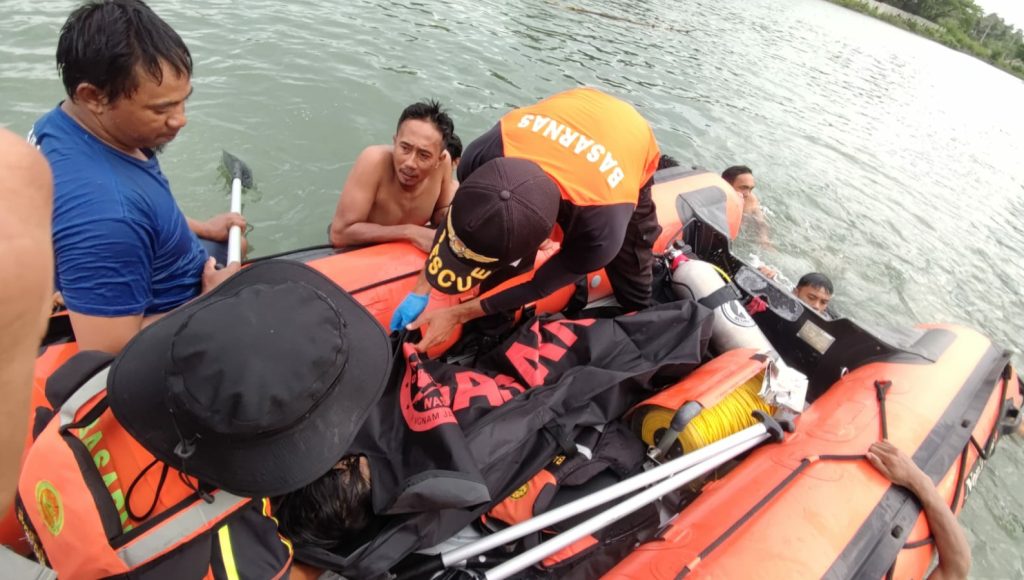 Tim Sar Gabungan Berhasil Temukan Korban Terseret Arus di Teluk Kendari