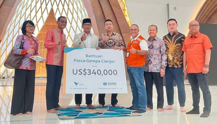 PT Vale Indonesia Bersama Huayou Serahkan Donasi Pasca-Gempa Cianjur