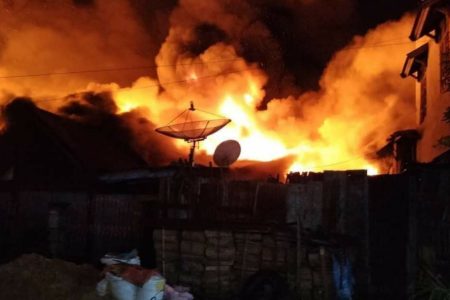 20 Rumah di Komplek Pasar Lama Hangus Dilalap Jago Merah