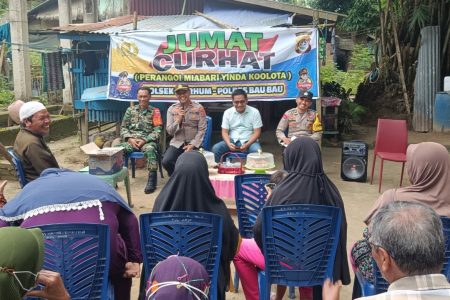 Gelar Jumat Curhat, Kapolsek Murhum Dengarkan Aspirasi Masyarakat Wajo