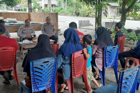 Melalui Jumat Curhat, Polsek Ranteangin Ajak Warga Tinukari Jaga Situasi Kamtibmas