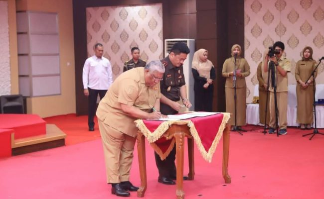 Gubernur dan Kajati Sultra Tandatangani Nota Kesepakatan Hukum Perdata dan Tata Usaha Negara