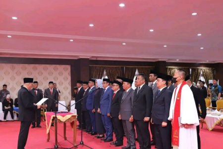 Sekda Lantik Pimpinan Tinggi Pratama Lingkup Sultra, Berikut Daftarnya