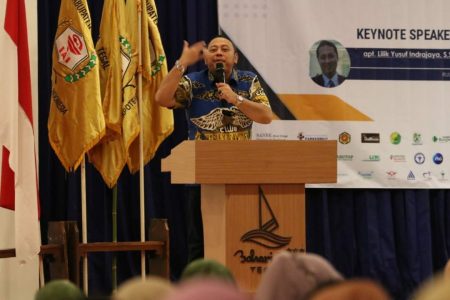 Buka Seminar dan Konfercab IAI, Wali Kota Tegal Pesan Tingkatkan Profesionalisme