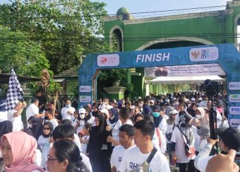 HUT ke-25, Kementrian BUMN Gelar Jalan Sehat di Konawe