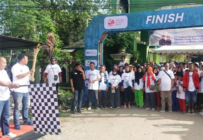Ribuan Warga Konawe, Ramaikan Jalan Sehat Kementrian BUMN