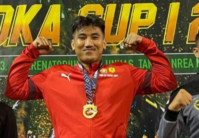 Anggota Polres Konawe Wakili Polda Sultra Berhasil Raih Emas dalam Kejuaraan Shindoka Cup Nasional Open