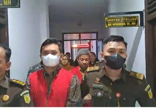 Dua pejabat Pemkot Kendari Ditetapkan Tersangka