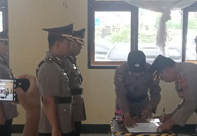 Gelar Sertijab, Dua PJU Polres Muna Berganti