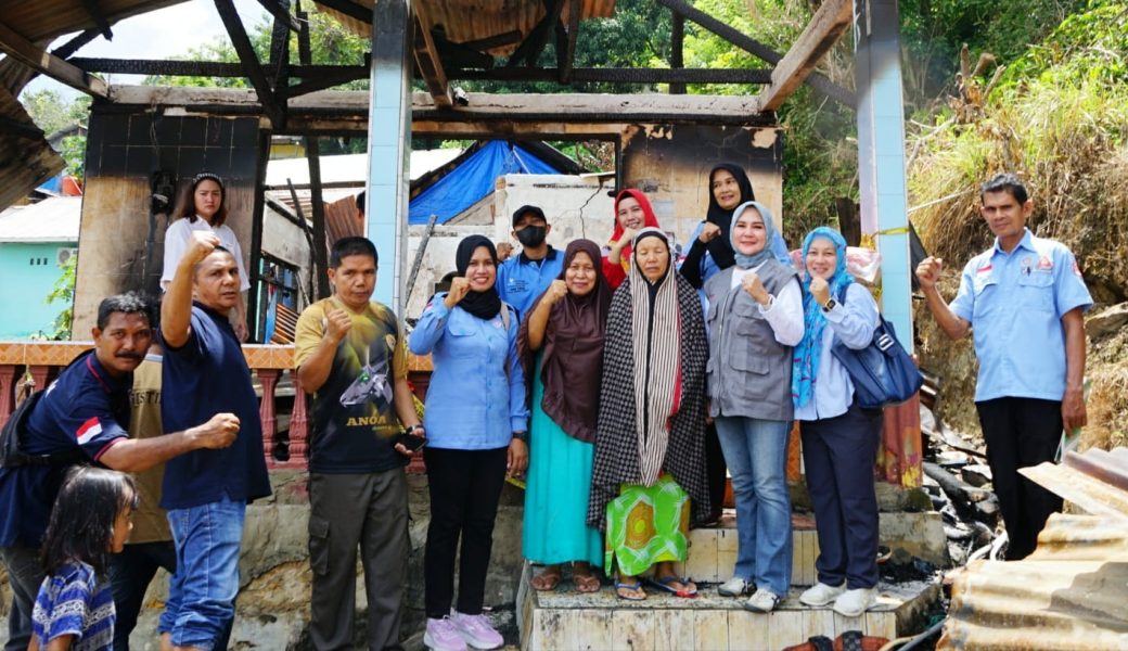 Dinsos Sultra Bantu Korban Kebakaran di Lasolo Kendari